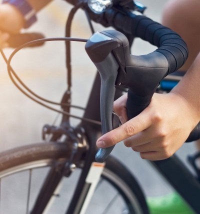 Two-wheels break